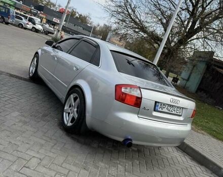 Серый Ауди А4, объемом двигателя 2 л и пробегом 261 тыс. км за 6500 $, фото 1 на Automoto.ua