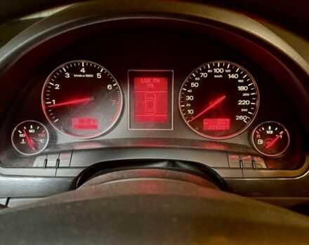 Серый Ауди А4, объемом двигателя 2 л и пробегом 227 тыс. км за 5987 $, фото 1 на Automoto.ua
