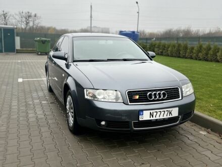 Серый Ауди А4, объемом двигателя 2 л и пробегом 275 тыс. км за 5800 $, фото 1 на Automoto.ua