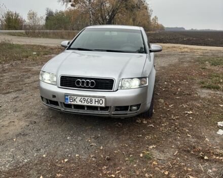 Сірий Ауді А4, об'ємом двигуна 1.9 л та пробігом 303 тис. км за 4400 $, фото 1 на Automoto.ua