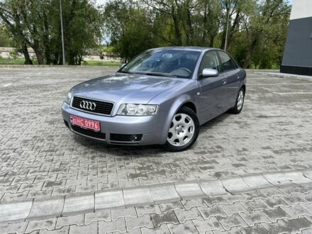 Ауді А4 2004 у Хмельницькому на Automoto.ua Сірий Ауді А4, об'ємом двигуна 2 л та пробігом 211 тис. км за 5900 $, фото 1 на Automoto.ua