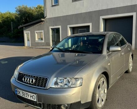 Сірий Ауді А4, об'ємом двигуна 2 л та пробігом 325 тис. км за 3400 $, фото 1 на Automoto.ua