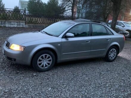 Сірий Ауді А4, об'ємом двигуна 1.9 л та пробігом 400 тис. км за 2050 $, фото 1 на Automoto.ua