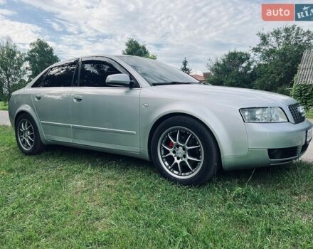 Серый Ауди А4, объемом двигателя 2 л и пробегом 220 тыс. км за 6500 $, фото 1 на Automoto.ua