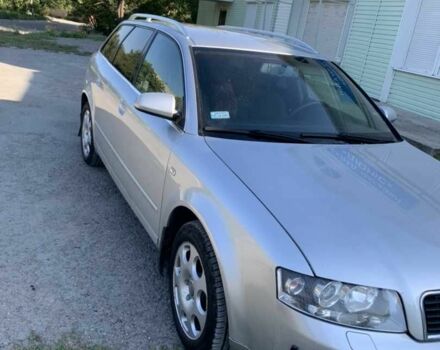Серый Ауди А4, объемом двигателя 2 л и пробегом 300 тыс. км за 3995 $, фото 1 на Automoto.ua