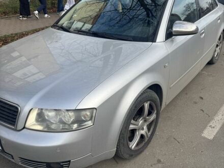 Серый Ауди А4, объемом двигателя 2 л и пробегом 200 тыс. км за 5500 $, фото 1 на Automoto.ua