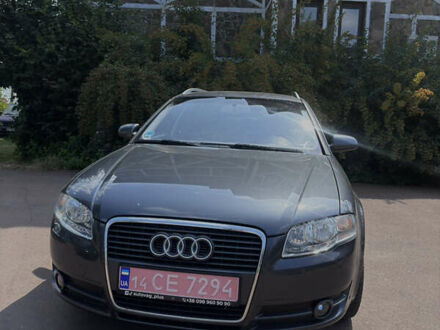 Серый Ауди А4, объемом двигателя 1.6 л и пробегом 158 тыс. км за 6300 $, фото 1 на Automoto.ua