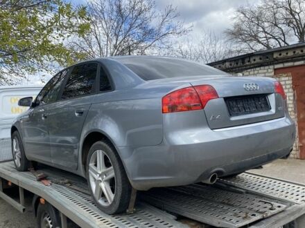 Ауди А4 2005 в Южноукраинске на Automoto.ua Серый Ауди А4, объемом двигателя 2 л и пробегом 230 тыс. км за 3300 $, фото 1 на Automoto.ua