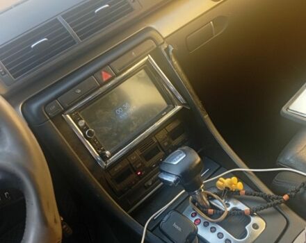 Сірий Ауді А4, об'ємом двигуна 2 л та пробігом 226 тис. км за 6500 $, фото 1 на Automoto.ua