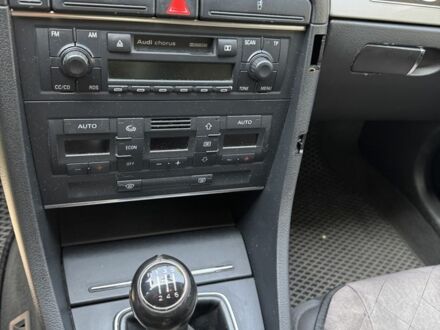 Ауди А4 2005 в Полтаве на Automoto.ua Серый Ауди А4, объемом двигателя 1.9 л и пробегом 420 тыс. км за 5800 $, фото 1 на Automoto.ua