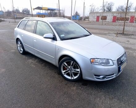 Серый Ауди А4, объемом двигателя 2 л и пробегом 300 тыс. км за 3011 $, фото 1 на Automoto.ua