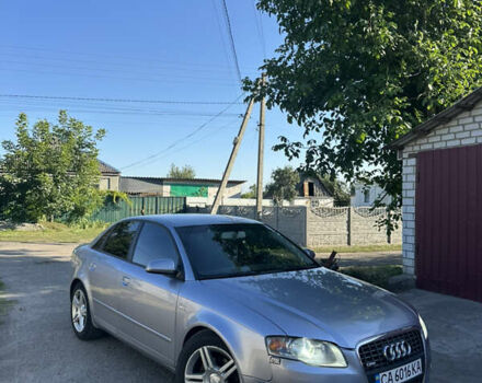 Ауди А4 2005 в Смеле на Automoto.ua Серый Ауди А4, объемом двигателя 1.97 л и пробегом 290 тыс. км за 5999 $, фото 1 на Automoto.ua