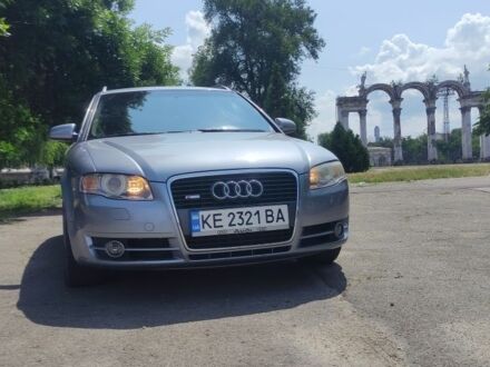 Серый Ауди А4, объемом двигателя 2 л и пробегом 250 тыс. км за 7300 $, фото 1 на Automoto.ua