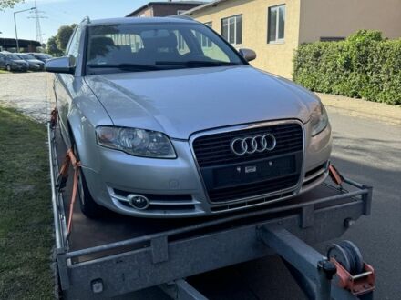 Ауди А4 2005 в Калуше на Automoto.ua Серый Ауди А4, объемом двигателя 2 л и пробегом 250 тыс. км за 1000 $, фото 1 на Automoto.ua