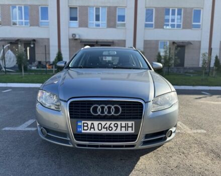 Серый Ауди А4, объемом двигателя 2 л и пробегом 320 тыс. км за 5500 $, фото 1 на Automoto.ua