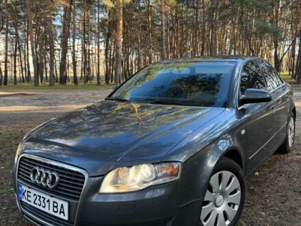 Серый Ауди А4, объемом двигателя 2 л и пробегом 215 тыс. км за 6000 $, фото 1 на Automoto.ua