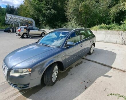 Серый Ауди А4, объемом двигателя 2 л и пробегом 280 тыс. км за 3750 $, фото 1 на Automoto.ua