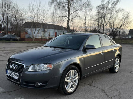 Серый Ауди А4, объемом двигателя 2 л и пробегом 215 тыс. км за 7800 $, фото 1 на Automoto.ua