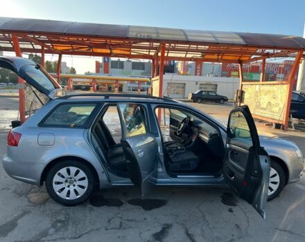Сірий Ауді А4, об'ємом двигуна 1.9 л та пробігом 333 тис. км за 3500 $, фото 1 на Automoto.ua