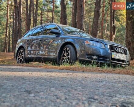 Сірий Ауді А4, об'ємом двигуна 2 л та пробігом 300 тис. км за 8600 $, фото 1 на Automoto.ua