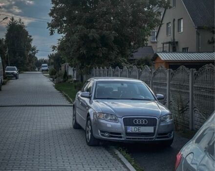 Серый Ауди А4, объемом двигателя 2 л и пробегом 313 тыс. км за 4000 $, фото 1 на Automoto.ua