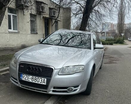 Серый Ауди А4, объемом двигателя 2 л и пробегом 400 тыс. км за 3900 $, фото 1 на Automoto.ua