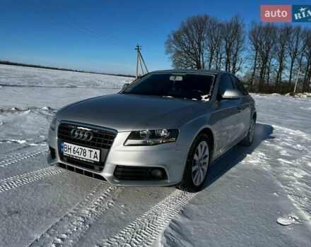 Сірий Ауді А4, об'ємом двигуна 1.8 л та пробігом 215 тис. км за 10000 $, фото 1 на Automoto.ua