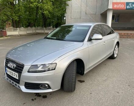 Серый Ауди А4, объемом двигателя 1.8 л и пробегом 139 тыс. км за 9300 $, фото 1 на Automoto.ua