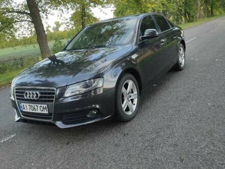 Серый Ауди А4, объемом двигателя 2.7 л и пробегом 295 тыс. км за 8000 $, фото 1 на Automoto.ua
