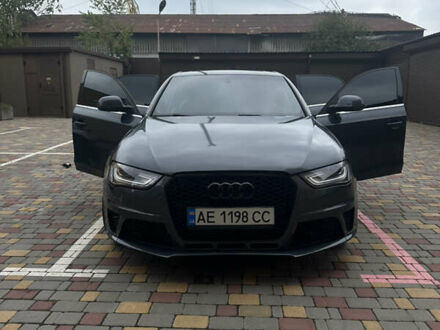 Ауди А4 2008 в Одессе на Automoto.ua Серый Ауди А4, объемом двигателя 2 л и пробегом 221 тыс. км за 7200 $, фото 1 на Automoto.ua
