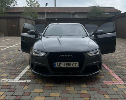 Серый Ауди А4, объемом двигателя 2 л и пробегом 221 тыс. км за 7200 $, фото 1 на Automoto.ua