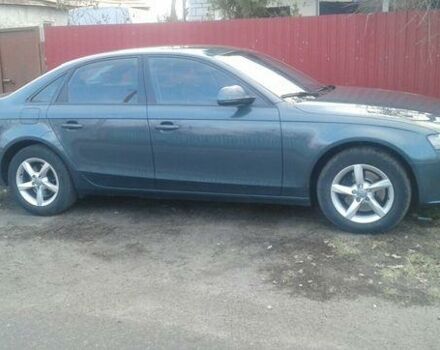 Сірий Ауді А4, об'ємом двигуна 2 л та пробігом 178 тис. км за 12600 $, фото 1 на Automoto.ua