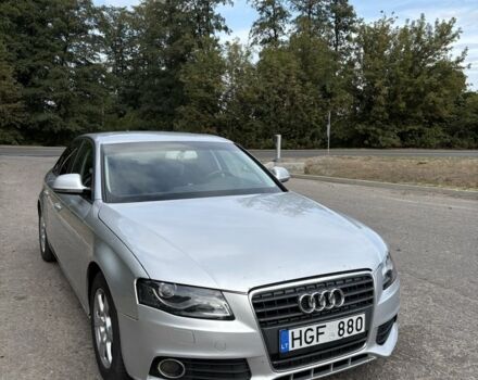 Серый Ауди А4, объемом двигателя 2 л и пробегом 331 тыс. км за 4200 $, фото 1 на Automoto.ua