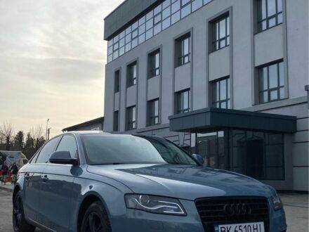 Серый Ауди А4, объемом двигателя 2 л и пробегом 280 тыс. км за 9200 $, фото 1 на Automoto.ua