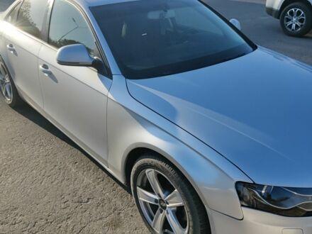 Серый Ауди А4, объемом двигателя 2 л и пробегом 320 тыс. км за 5500 $, фото 1 на Automoto.ua
