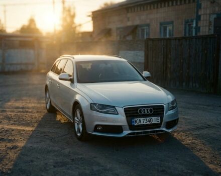 Серый Ауди А4, объемом двигателя 2 л и пробегом 293 тыс. км за 7018 $, фото 1 на Automoto.ua