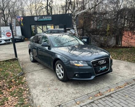Серый Ауди А4, объемом двигателя 3 л и пробегом 313 тыс. км за 9300 $, фото 1 на Automoto.ua