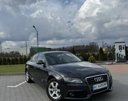 Серый Ауди А4, объемом двигателя 1.8 л и пробегом 270 тыс. км за 7799 $, фото 1 на Automoto.ua