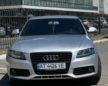 Серый Ауди А4, объемом двигателя 2 л и пробегом 320 тыс. км за 7700 $, фото 1 на Automoto.ua