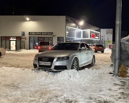 Сірий Ауді А4, об'ємом двигуна 2 л та пробігом 298 тис. км за 8200 $, фото 1 на Automoto.ua