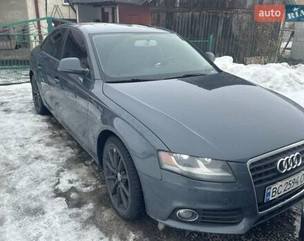 Серый Ауди А4, объемом двигателя 2 л и пробегом 206 тыс. км за 8300 $, фото 1 на Automoto.ua