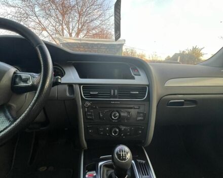 Сірий Ауді А4, об'ємом двигуна 2 л та пробігом 226 тис. км за 9000 $, фото 1 на Automoto.ua