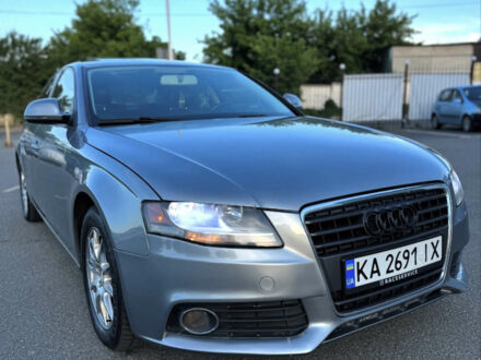 Сірий Ауді А4, об'ємом двигуна 1.98 л та пробігом 259 тис. км за 8500 $, фото 1 на Automoto.ua