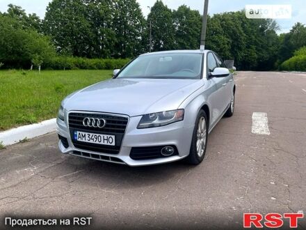 Серый Ауди А4, объемом двигателя 2 л и пробегом 200 тыс. км за 8200 $, фото 1 на Automoto.ua