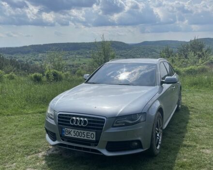 Серый Ауди А4, объемом двигателя 2 л и пробегом 370 тыс. км за 10500 $, фото 1 на Automoto.ua