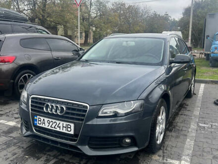 Серый Ауди А4, объемом двигателя 1.8 л и пробегом 229 тыс. км за 8700 $, фото 1 на Automoto.ua