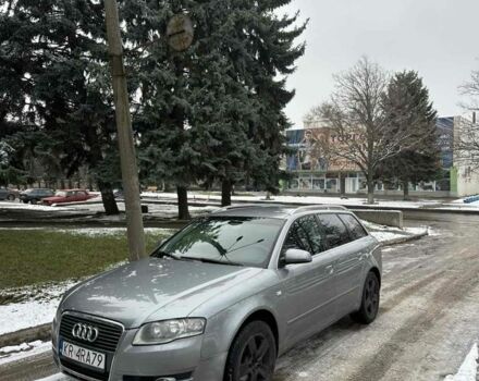 Серый Ауди А4, объемом двигателя 2 л и пробегом 250 тыс. км за 3500 $, фото 1 на Automoto.ua
