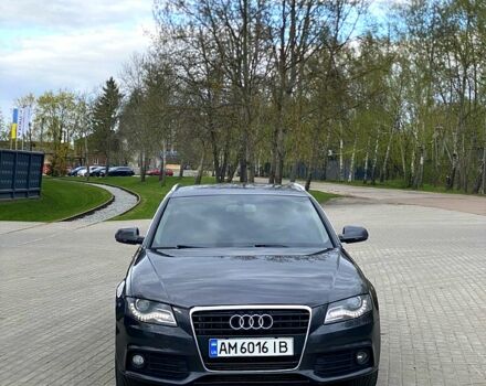 Сірий Ауді А4, об'ємом двигуна 1.8 л та пробігом 250 тис. км за 7800 $, фото 1 на Automoto.ua