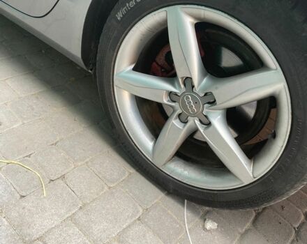 Серый Ауди А4, объемом двигателя 2 л и пробегом 357 тыс. км за 7500 $, фото 1 на Automoto.ua