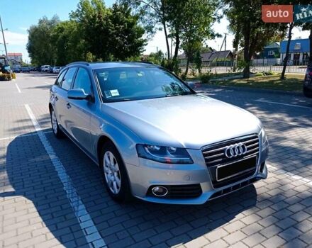 Серый Ауди А4, объемом двигателя 2 л и пробегом 220 тыс. км за 9799 $, фото 1 на Automoto.ua